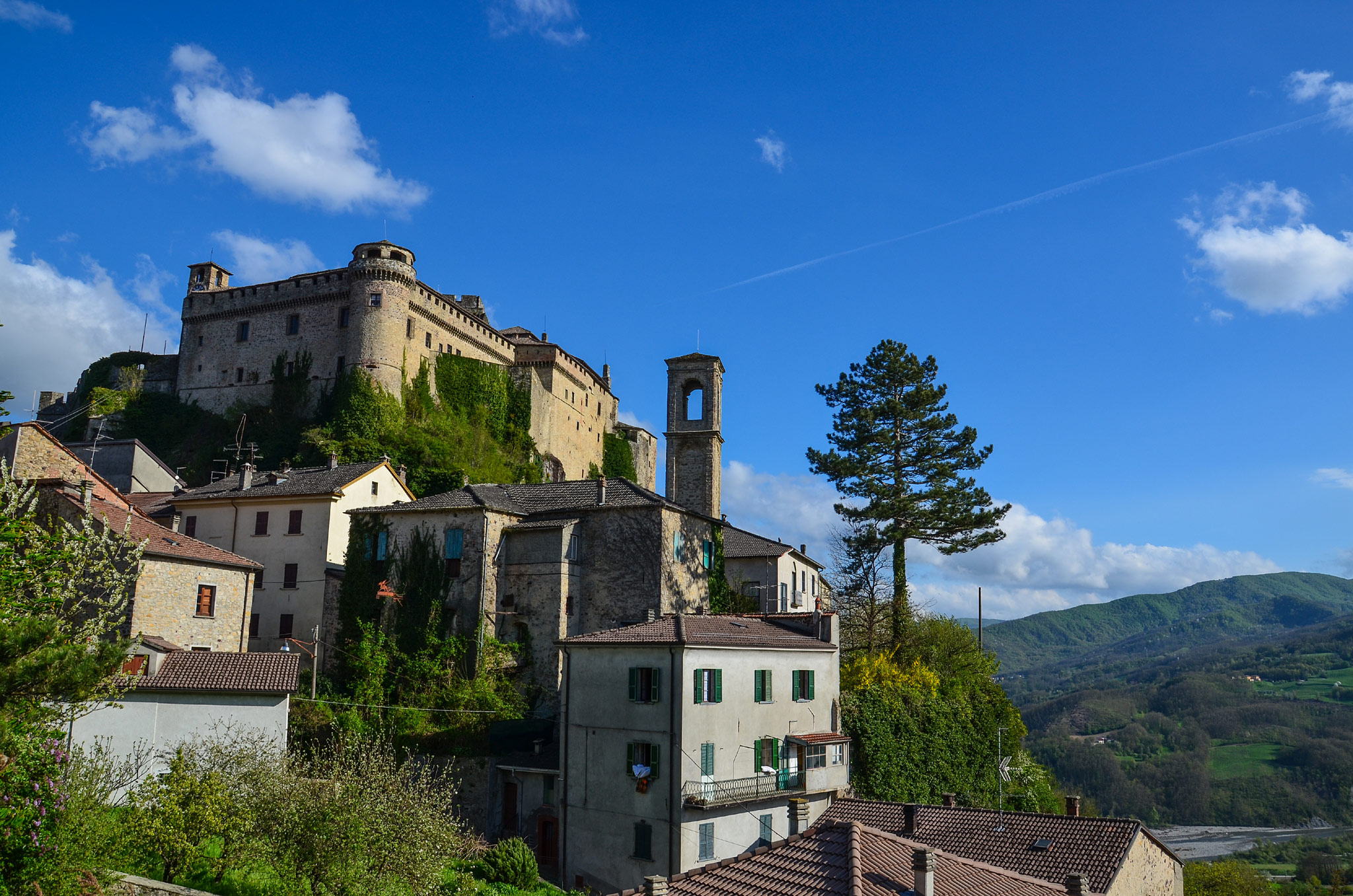 Castello dei Bardi (Photo license: CC BY-NC-SA 2.0)